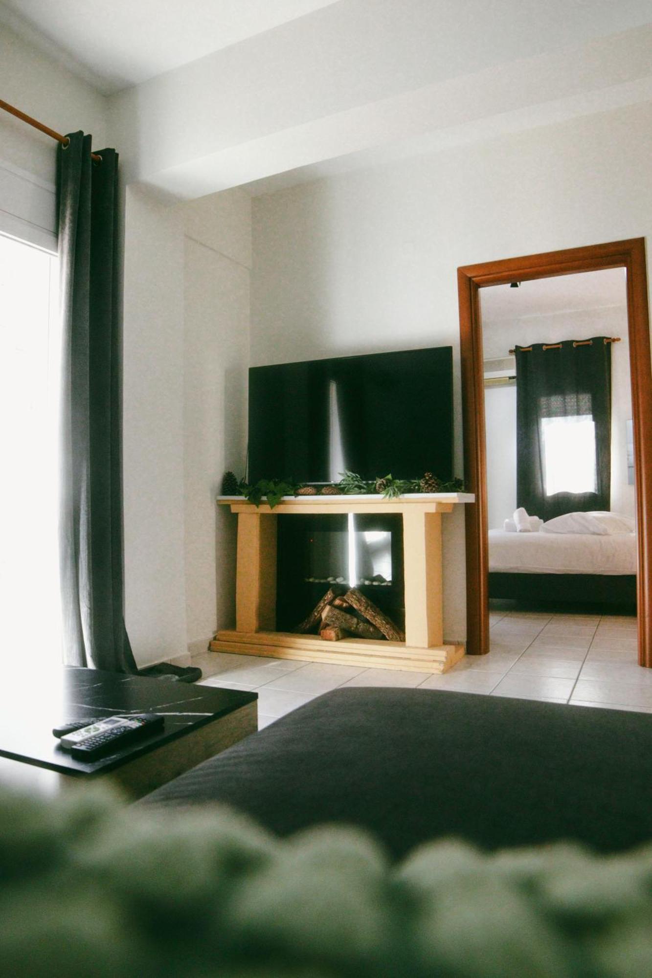 Gk Suites-Constantin View , Auto Check-In 24H Larissa Exteriér fotografie
